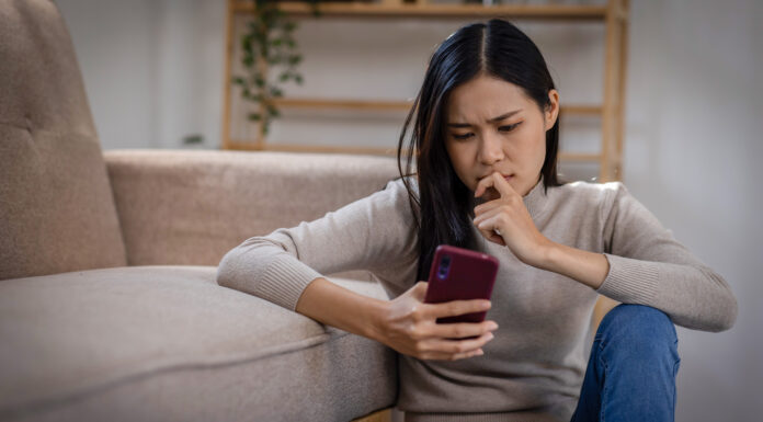 Facebook’s “On This Day”: Good Or Bad For Mental Health?